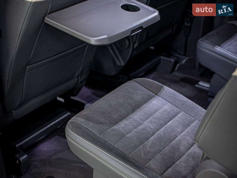 Минивэн Volkswagen Multivan 2022 в Черновцах