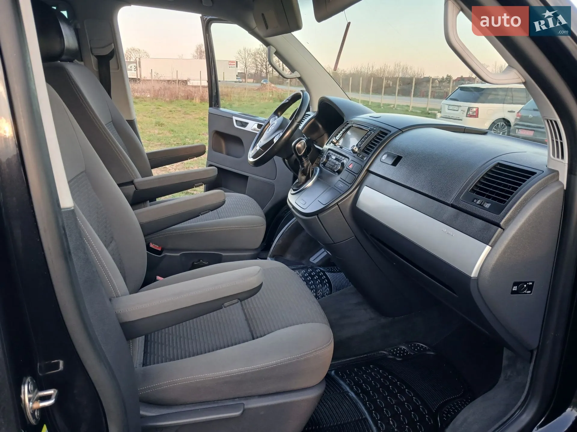 2011 Volkswagen Multivan - мініатюра 21