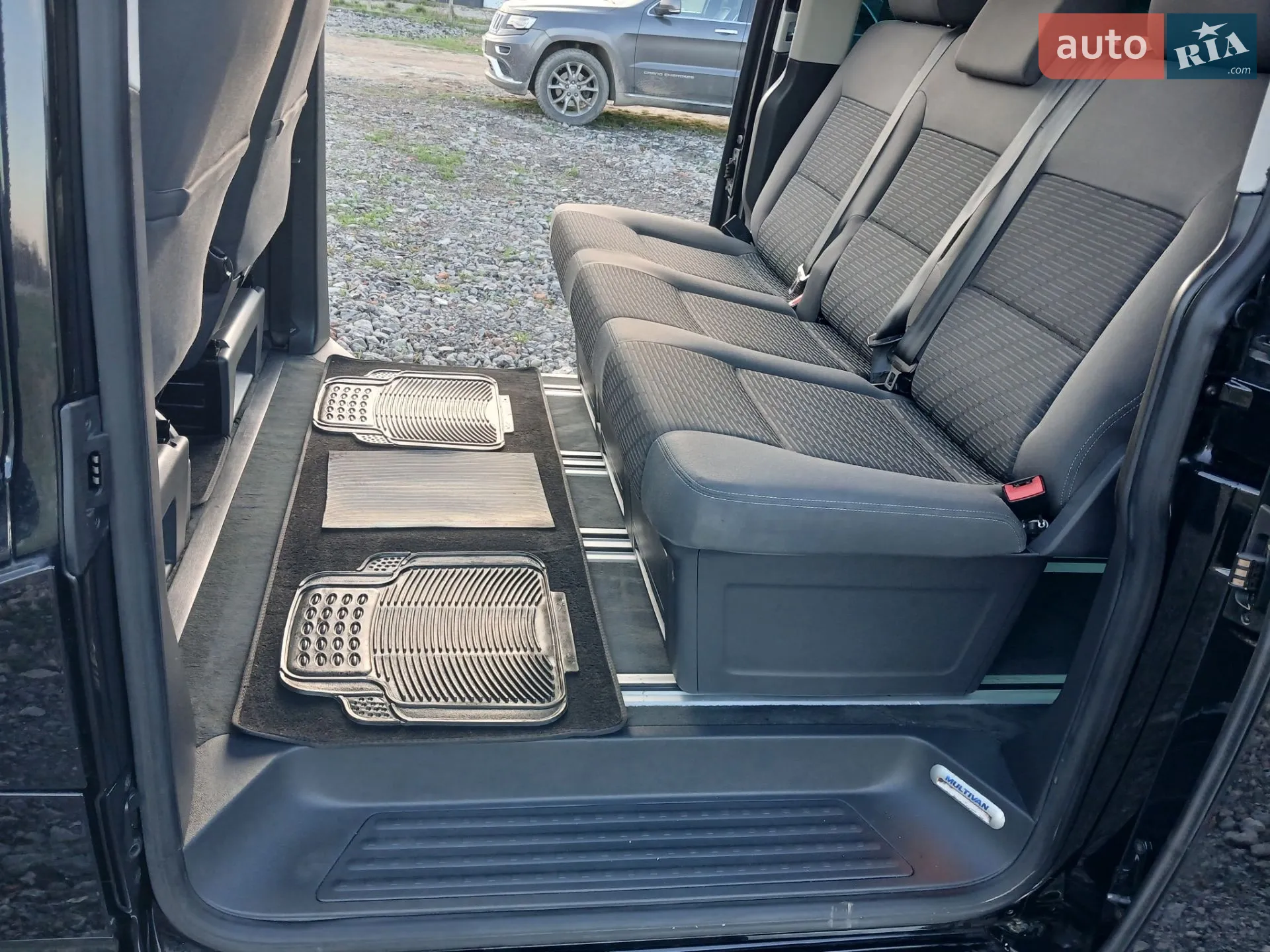 2011 Volkswagen Multivan - мініатюра 50