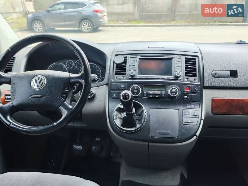 Минивэн Volkswagen Multivan 2007 в Чернигове фото 25 Минивэн Volkswagen Multivan 2007 в Чернигове