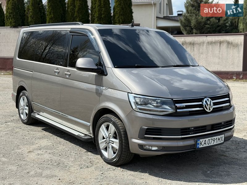 Мінівен Volkswagen Multivan 2017 в Дніпрі