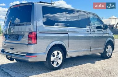 Мінівен Volkswagen Multivan 2016 в Києві