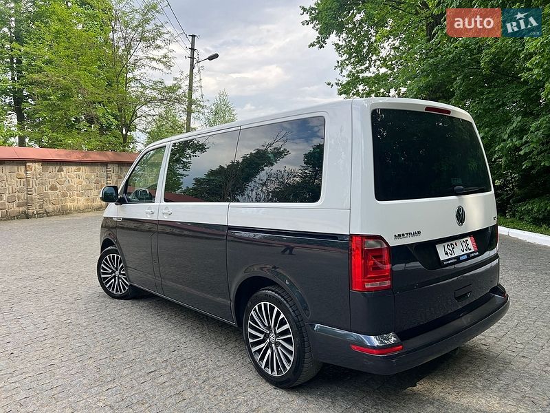 Мінівен Volkswagen Multivan 2017 в Чернівцях фото 26 Мінівен Volkswagen Multivan 2017 в Чернівцях