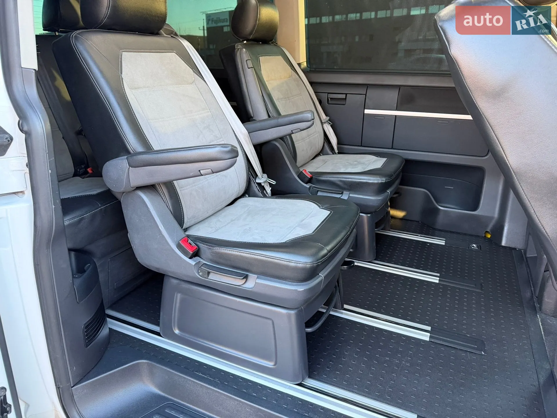 2021 Volkswagen Multivan - мініатюра 10