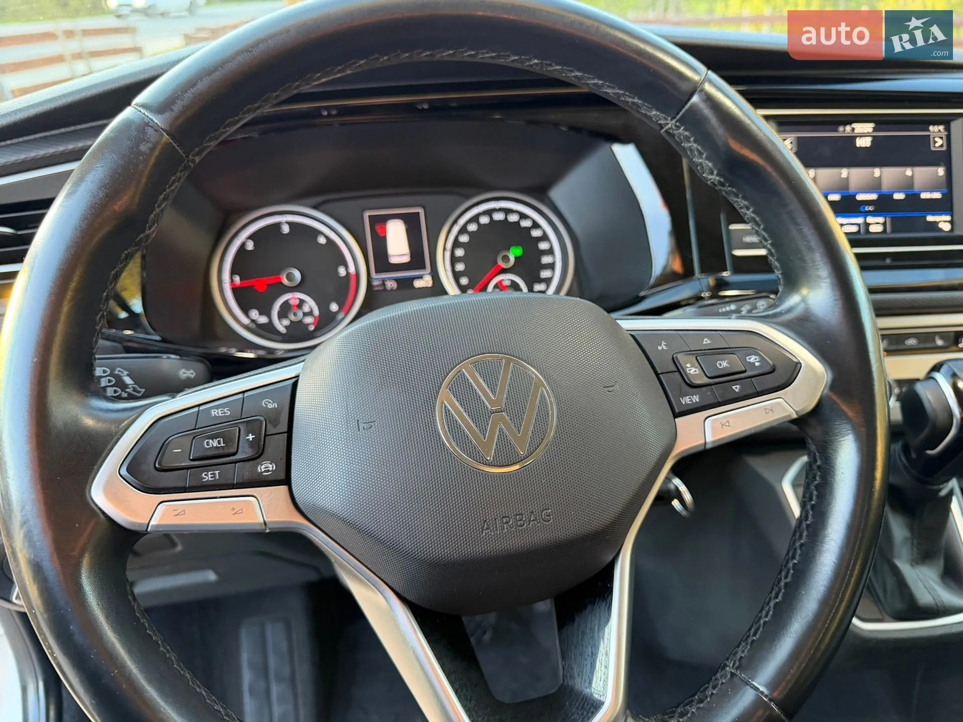 2021 Volkswagen Multivan - мініатюра 12