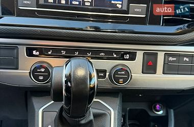 Минивэн Volkswagen Multivan 2021 в Львове