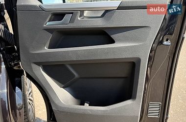 Минивэн Volkswagen Multivan 2019 в Киеве фото 62 Минивэн Volkswagen Multivan 2019 в Киеве