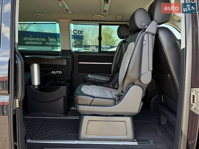 Минивэн Volkswagen Multivan 2019 в Киеве фото 64 Минивэн Volkswagen Multivan 2019 в Киеве