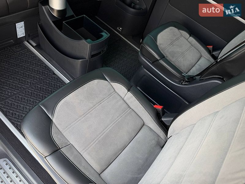 Минивэн Volkswagen Multivan 2019 в Киеве фото 68 Минивэн Volkswagen Multivan 2019 в Киеве