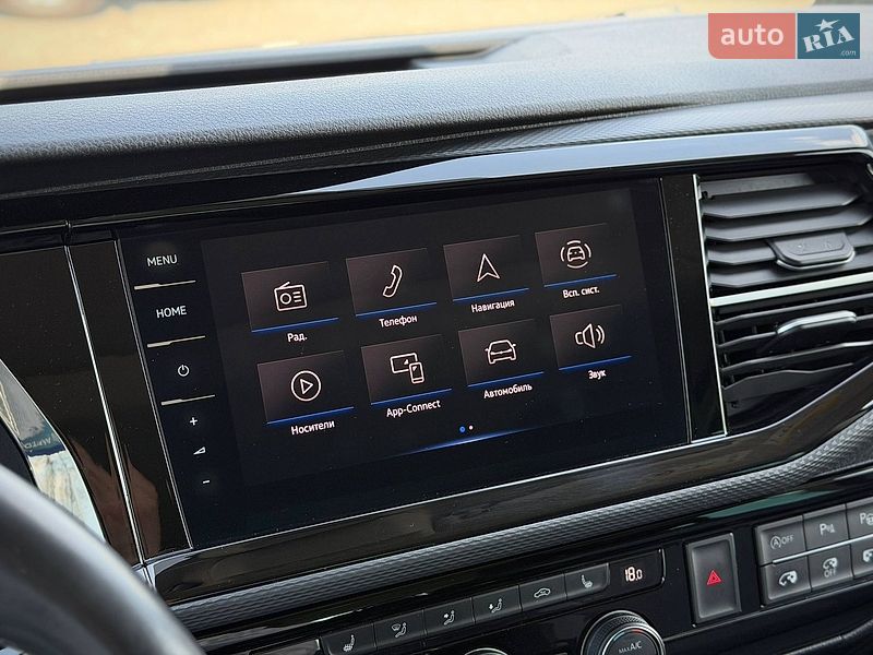 Минивэн Volkswagen Multivan 2019 в Киеве фото 83 Минивэн Volkswagen Multivan 2019 в Киеве
