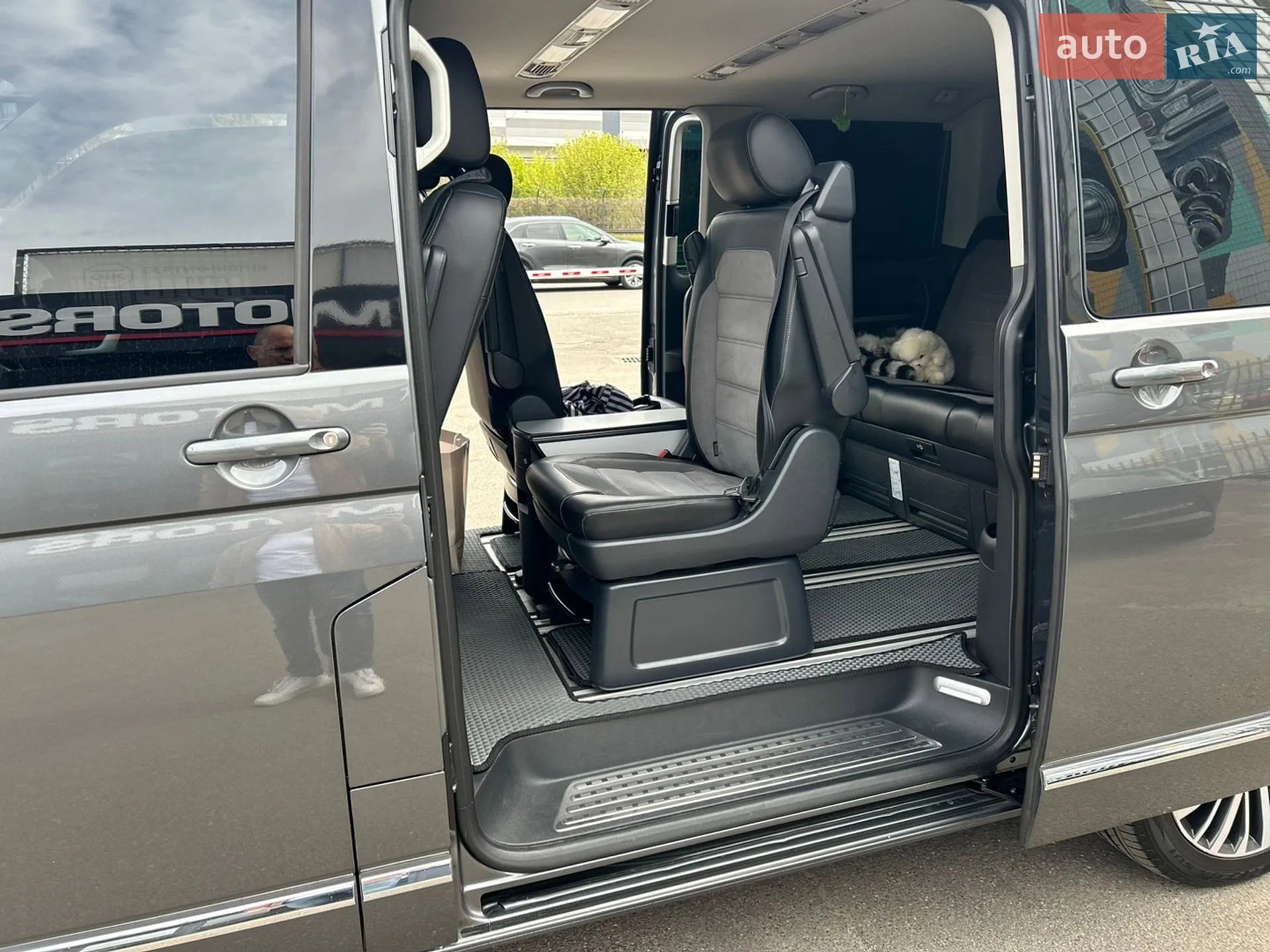 2020 Volkswagen Multivan - мініатюра 14
