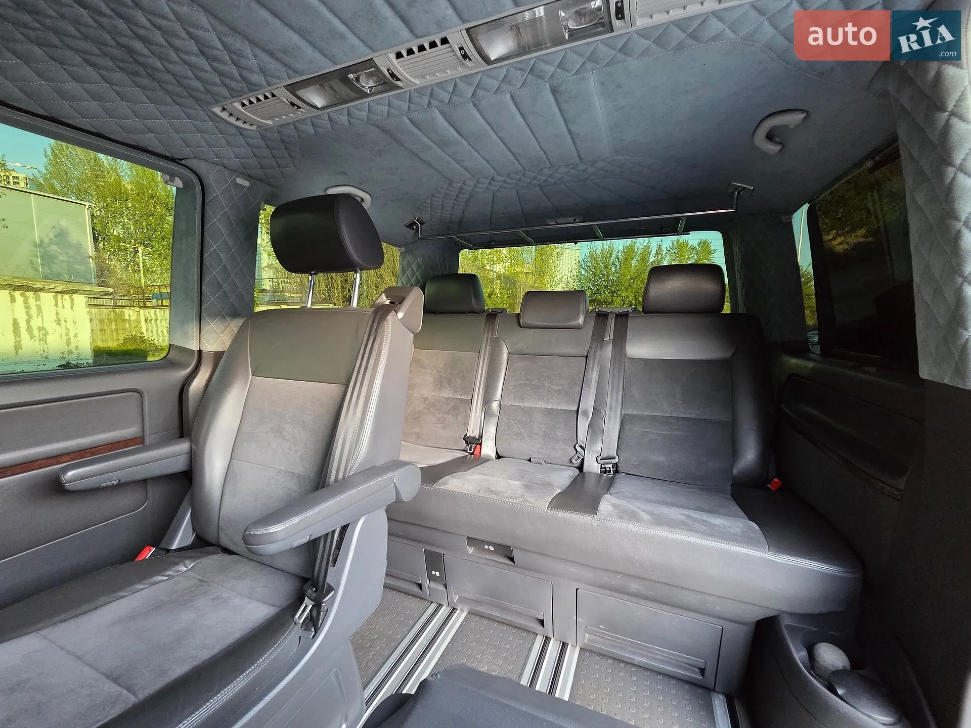 2012 Volkswagen Multivan - мініатюра 36