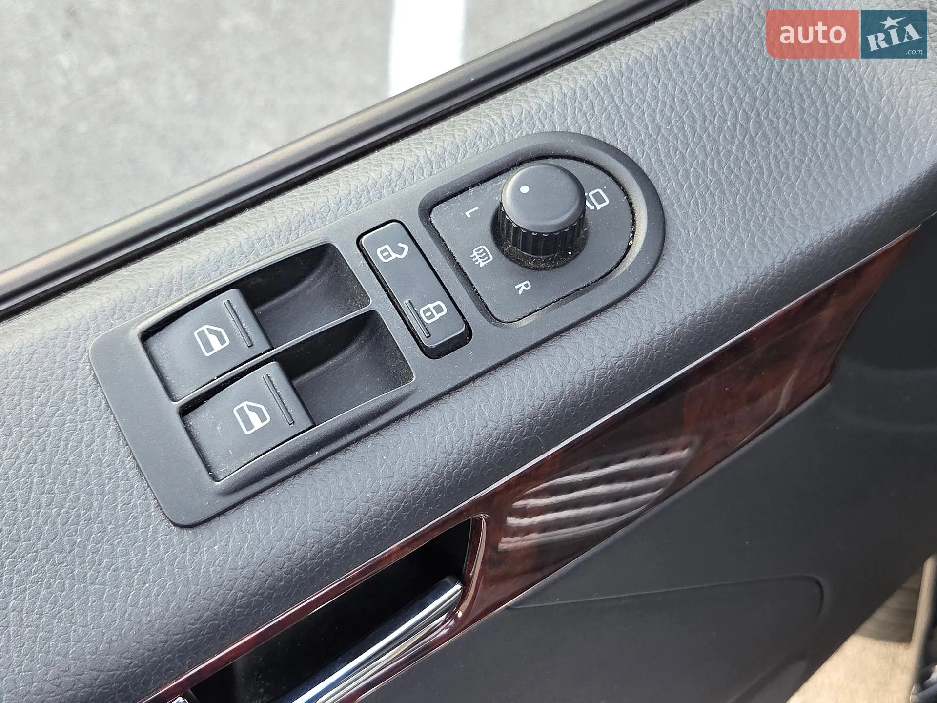 2012 Volkswagen Multivan - мініатюра 74