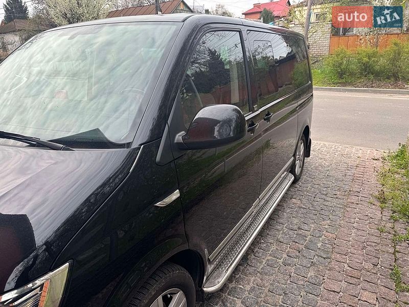 Минивэн Volkswagen Multivan 2015 в Новомосковске