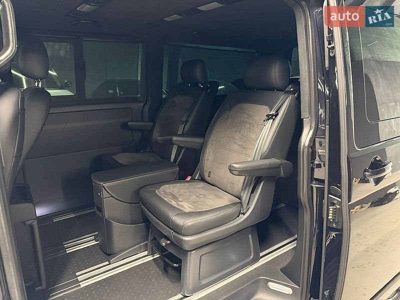 Минивэн Volkswagen Multivan 2021 в Владимире