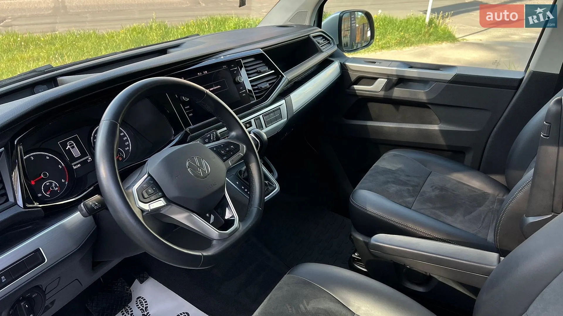 2022 Volkswagen Multivan - мініатюра 34