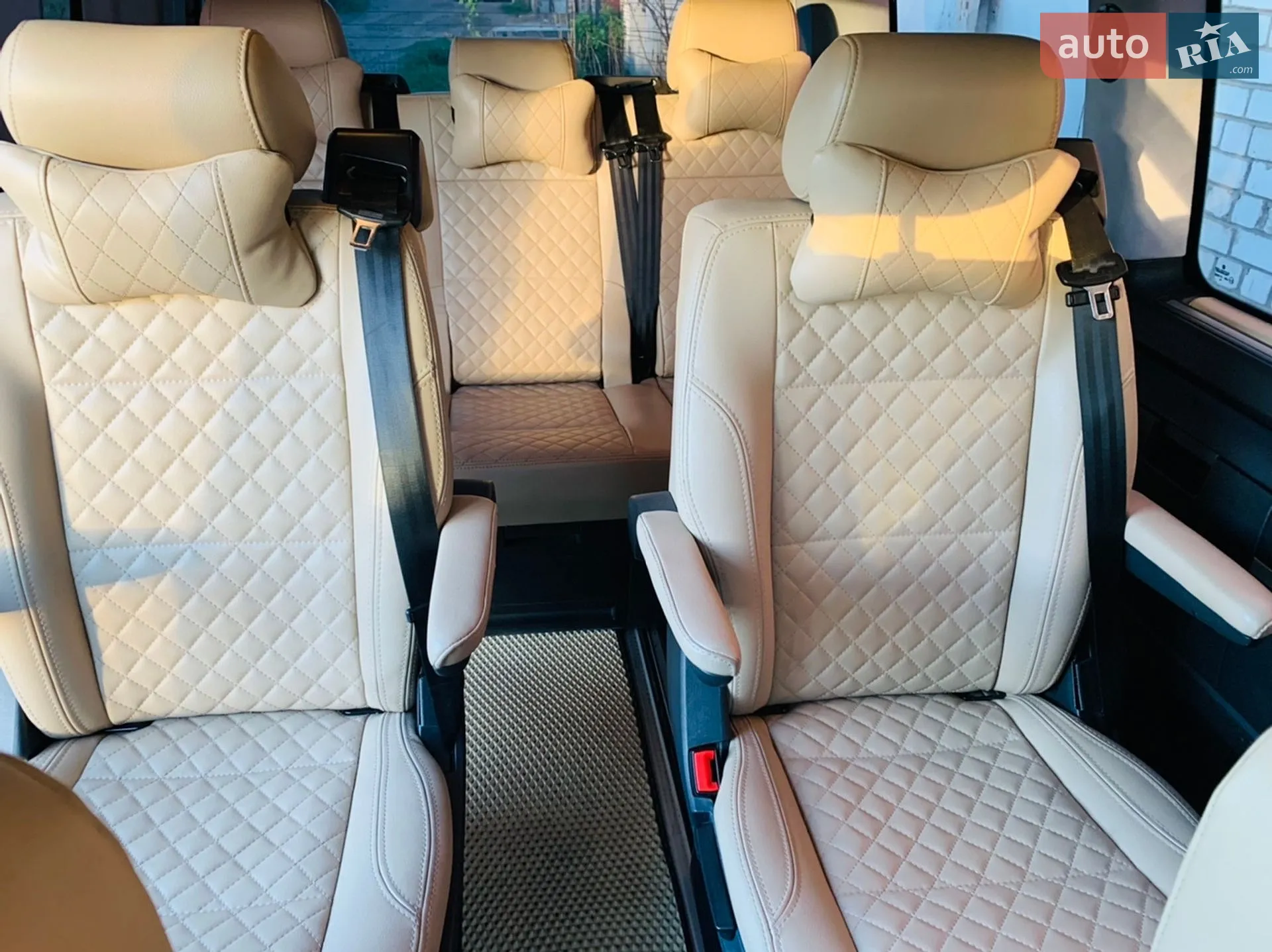2016 Volkswagen Multivan - мініатюра 13