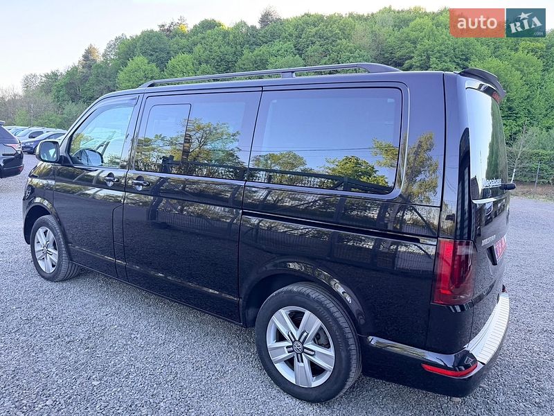 Минивэн Volkswagen Multivan 2018 в Иршаве