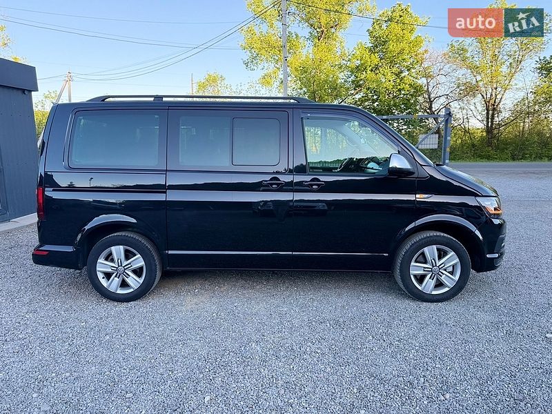 Минивэн Volkswagen Multivan 2018 в Иршаве