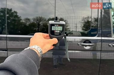 Минивэн Volkswagen Multivan 2009 в Умани