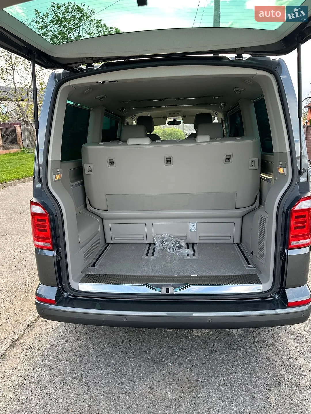 2015 Volkswagen Multivan - мініатюра 15