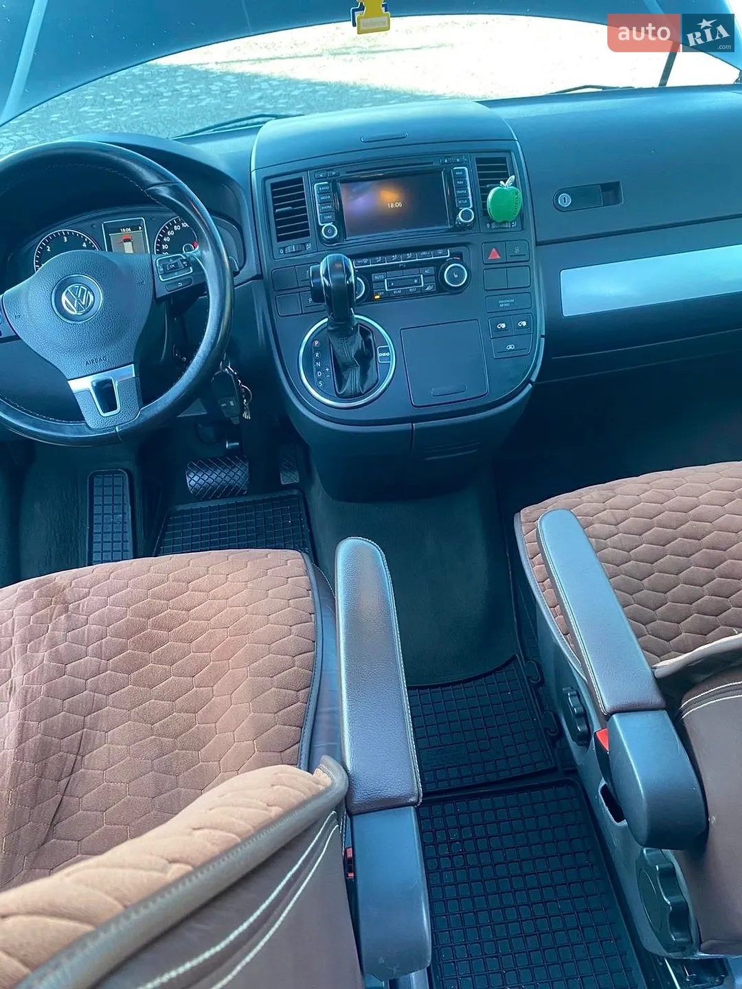 2010 Volkswagen Multivan - мініатюра 8