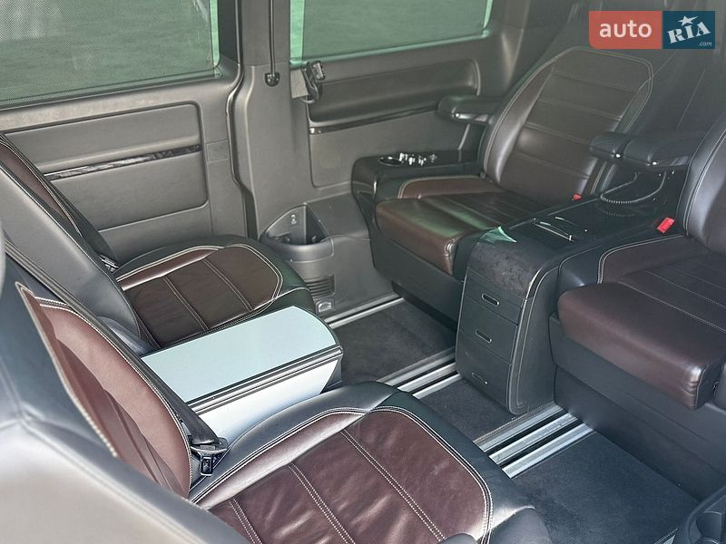 Минивэн Volkswagen Multivan 2017 в Киеве