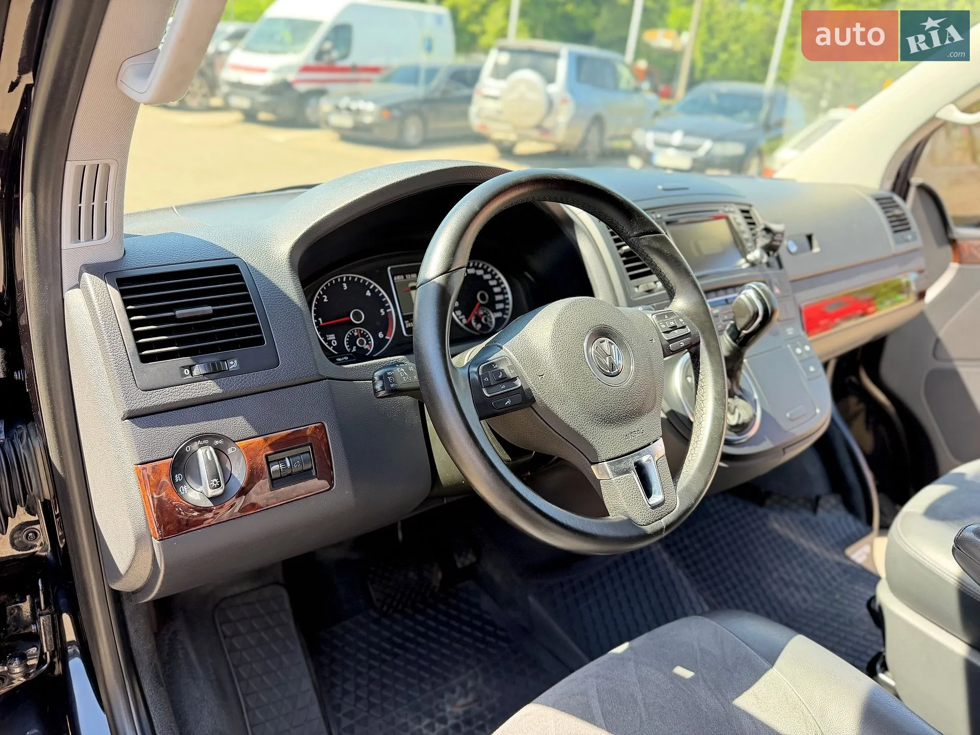 2013 Volkswagen Multivan - мініатюра 15