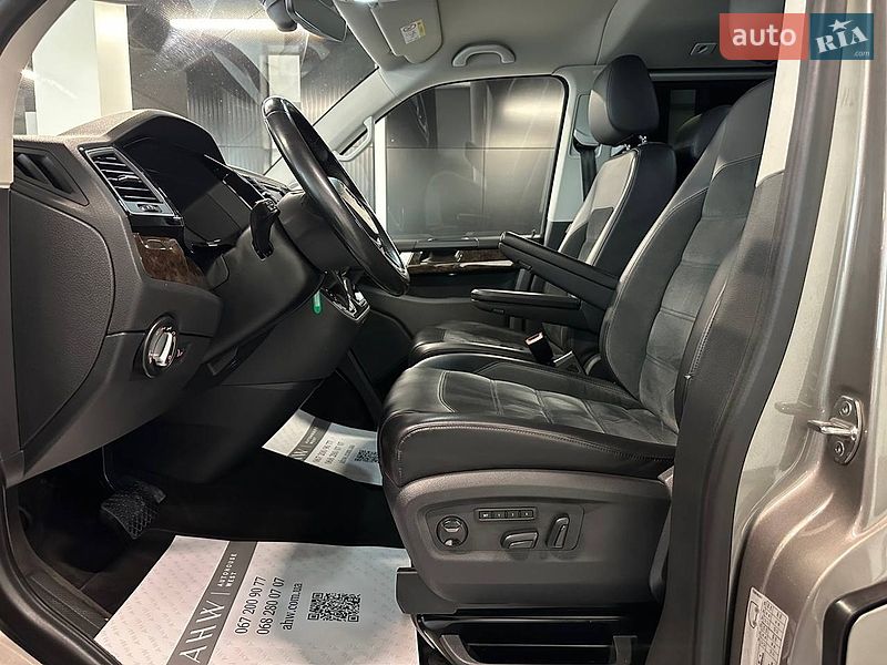 Мінівен Volkswagen Multivan 2017 в Львові