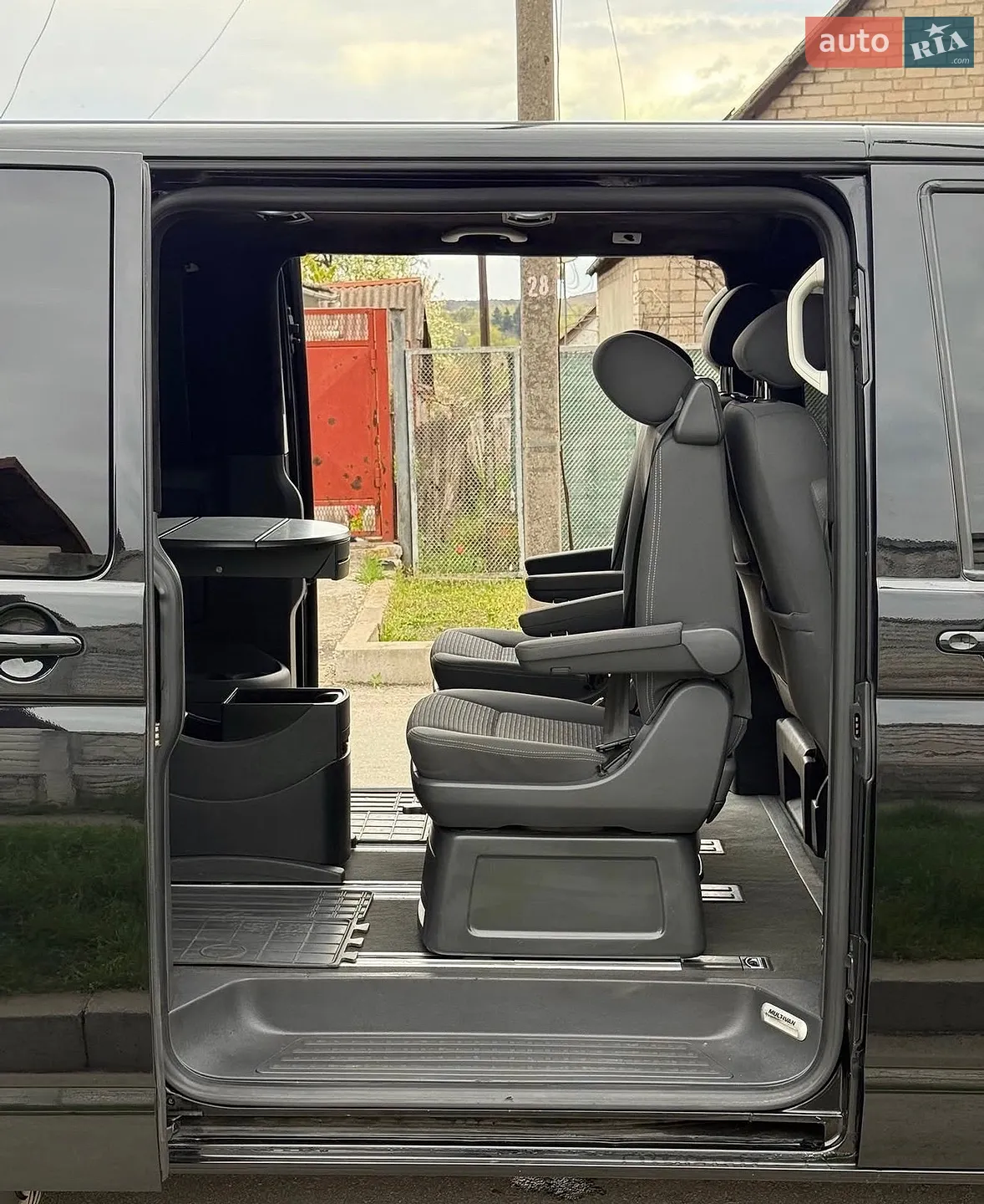 2012 Volkswagen Multivan - мініатюра 18