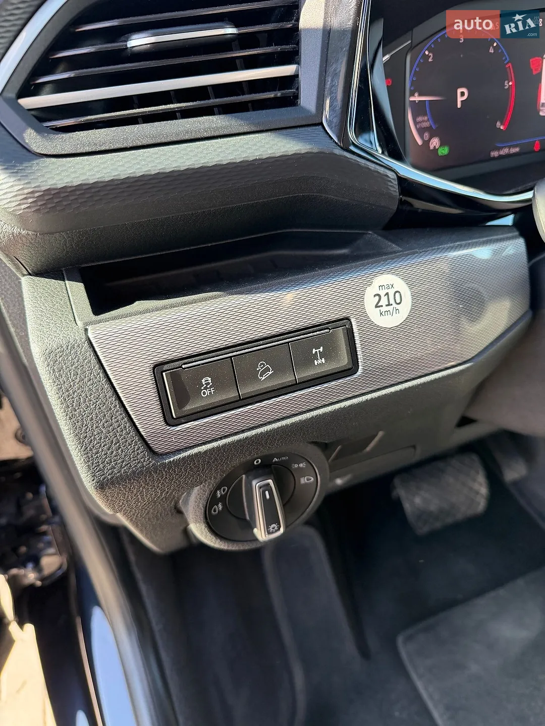 2021 Volkswagen Multivan - мініатюра 12