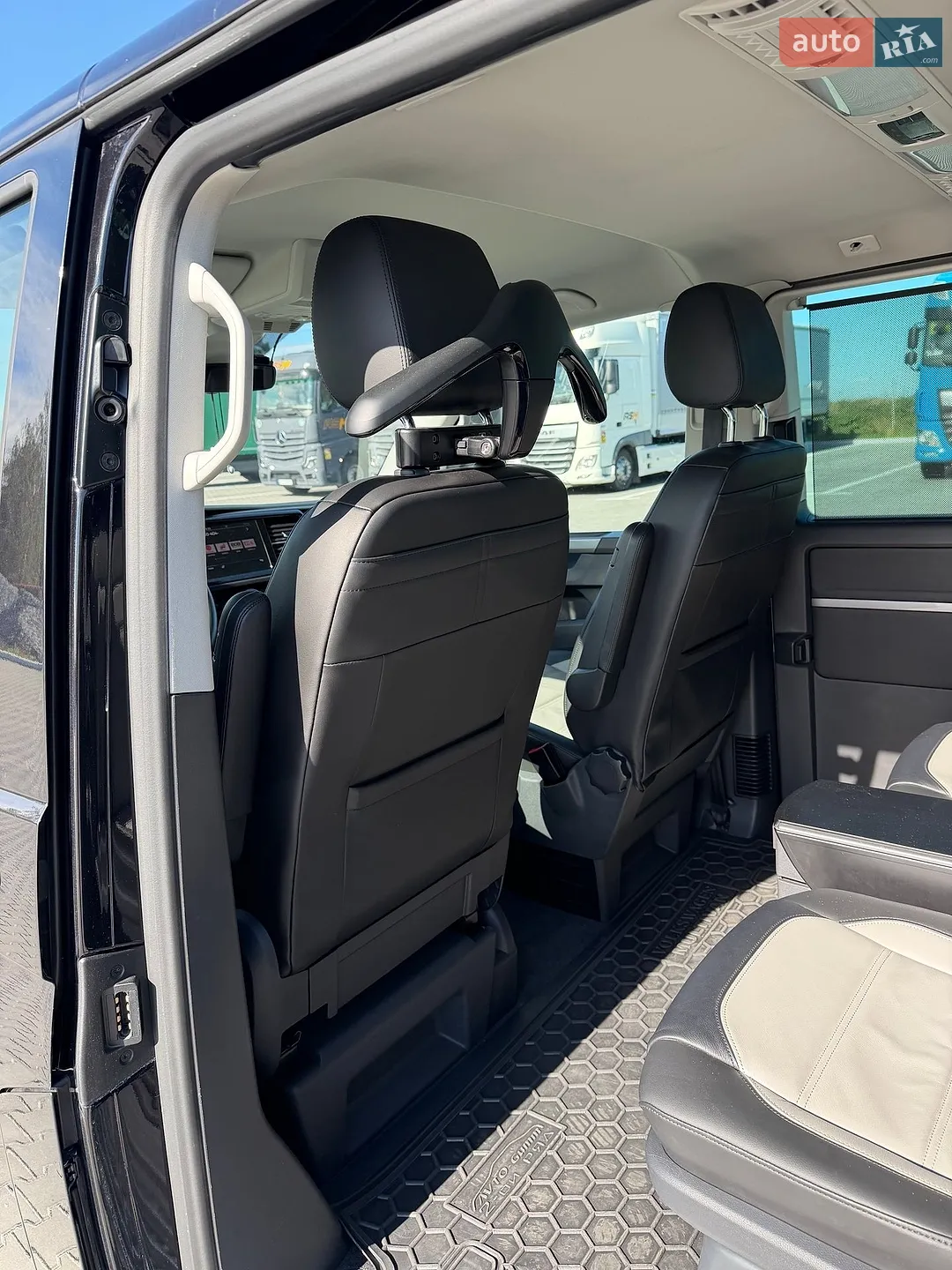 2021 Volkswagen Multivan - мініатюра 17
