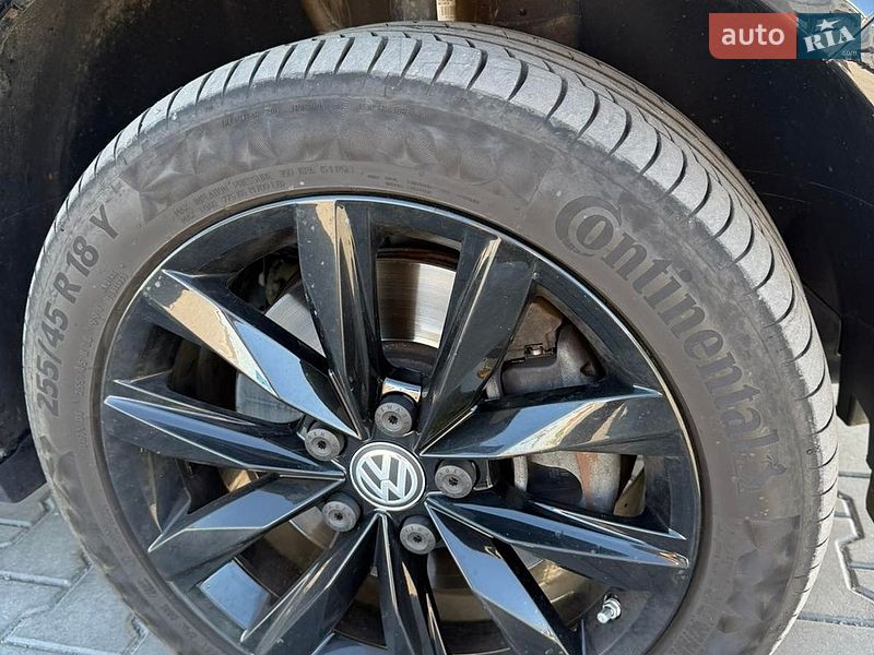 Минивэн Volkswagen Multivan 2021 в Ровно