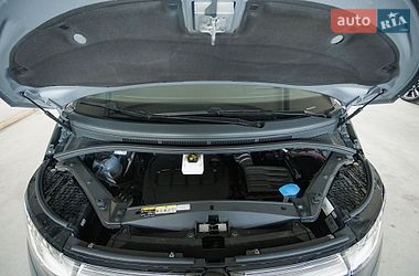 Минивэн Volkswagen Multivan 2024 в Черновцах