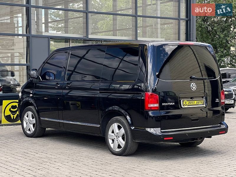 Минивэн Volkswagen Multivan 2011 в Ивано-Франковске