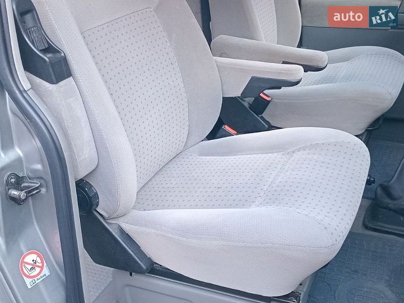 Минивэн Volkswagen Multivan 1999 в Мукачево
