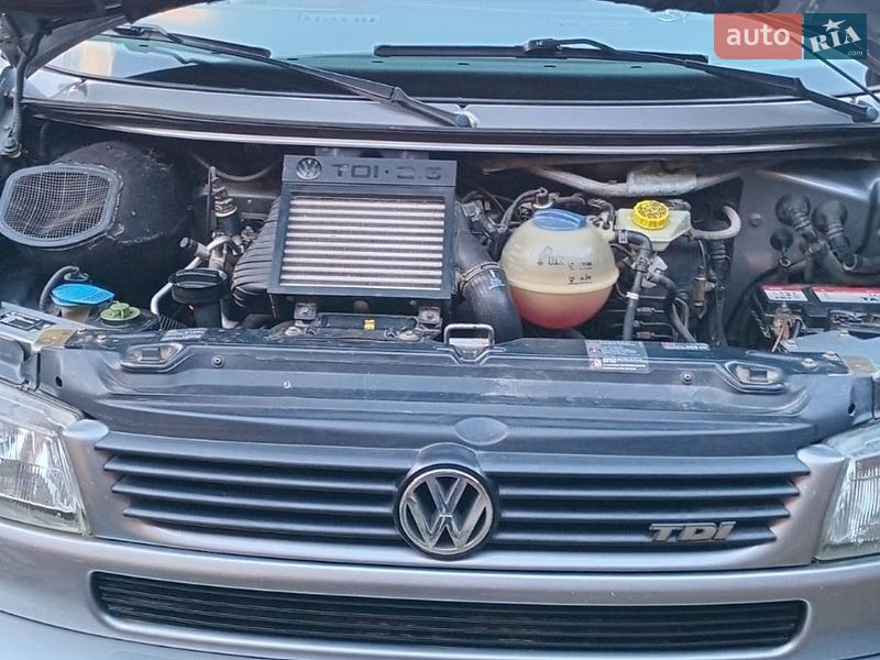Минивэн Volkswagen Multivan 1999 в Мукачево