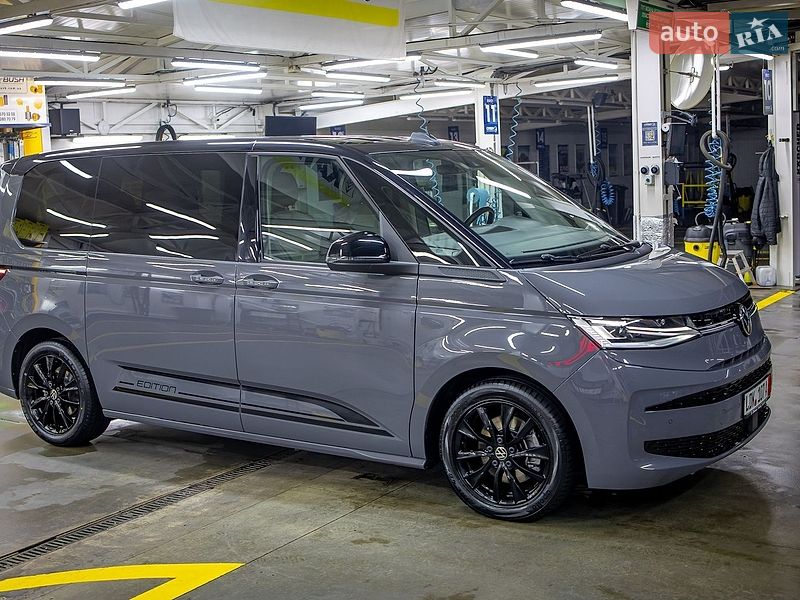 Минивэн Volkswagen Multivan 2022 в Черновцах