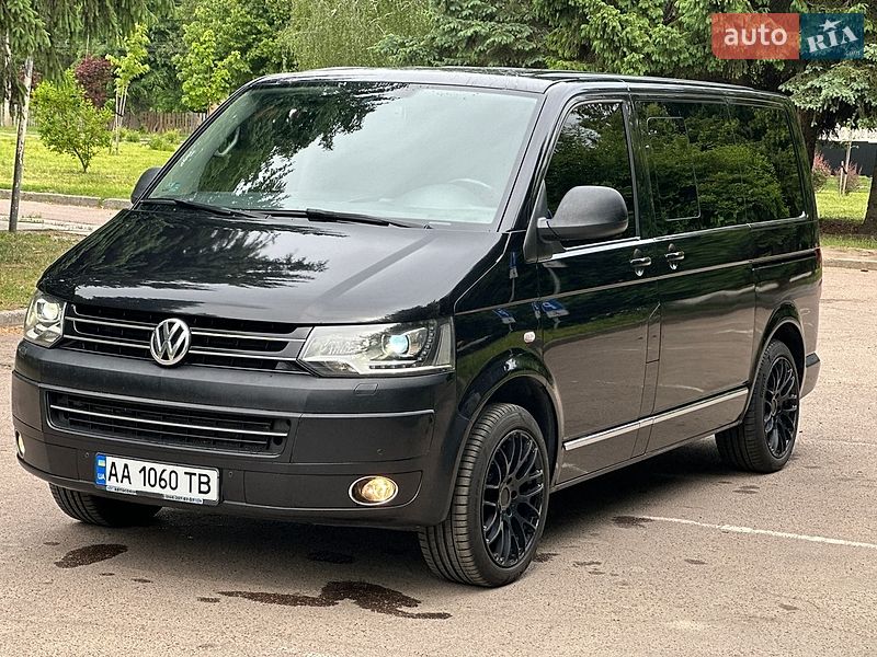 Минивэн Volkswagen Multivan 2014 в Житомире