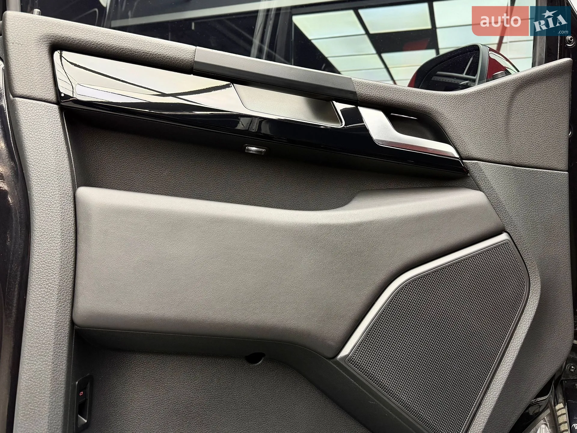 2019 Volkswagen Multivan - мініатюра 27
