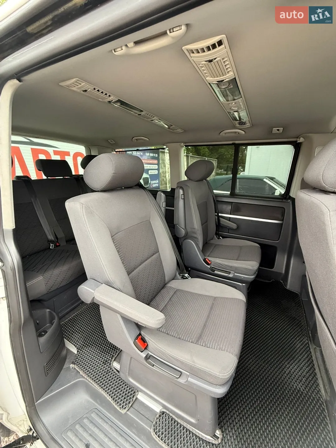 2010 Volkswagen Multivan - мініатюра 13