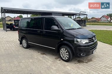 Мінівен Volkswagen Multivan 2010 в Чернівцях