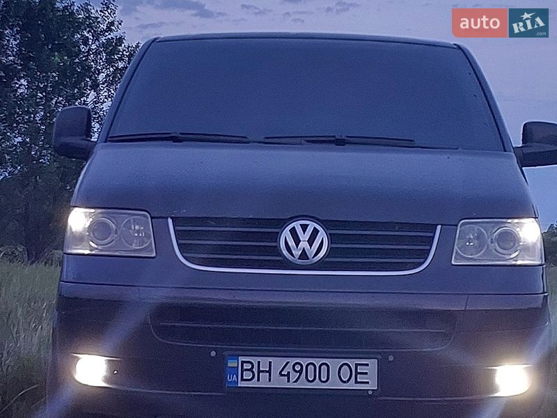Минивэн Volkswagen Multivan 2006 в Павлограде фото Минивэн Volkswagen Multivan 2006 в Павлограде