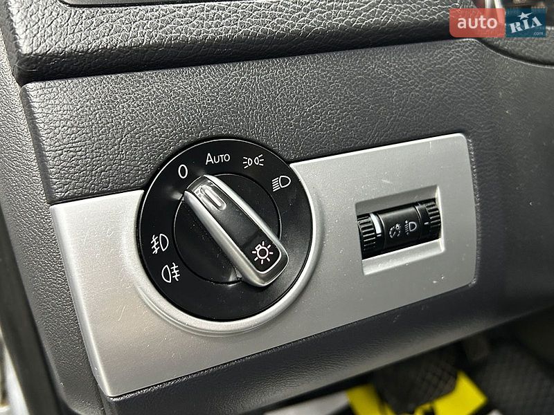 Минивэн Volkswagen Multivan 2014 в Черновцах