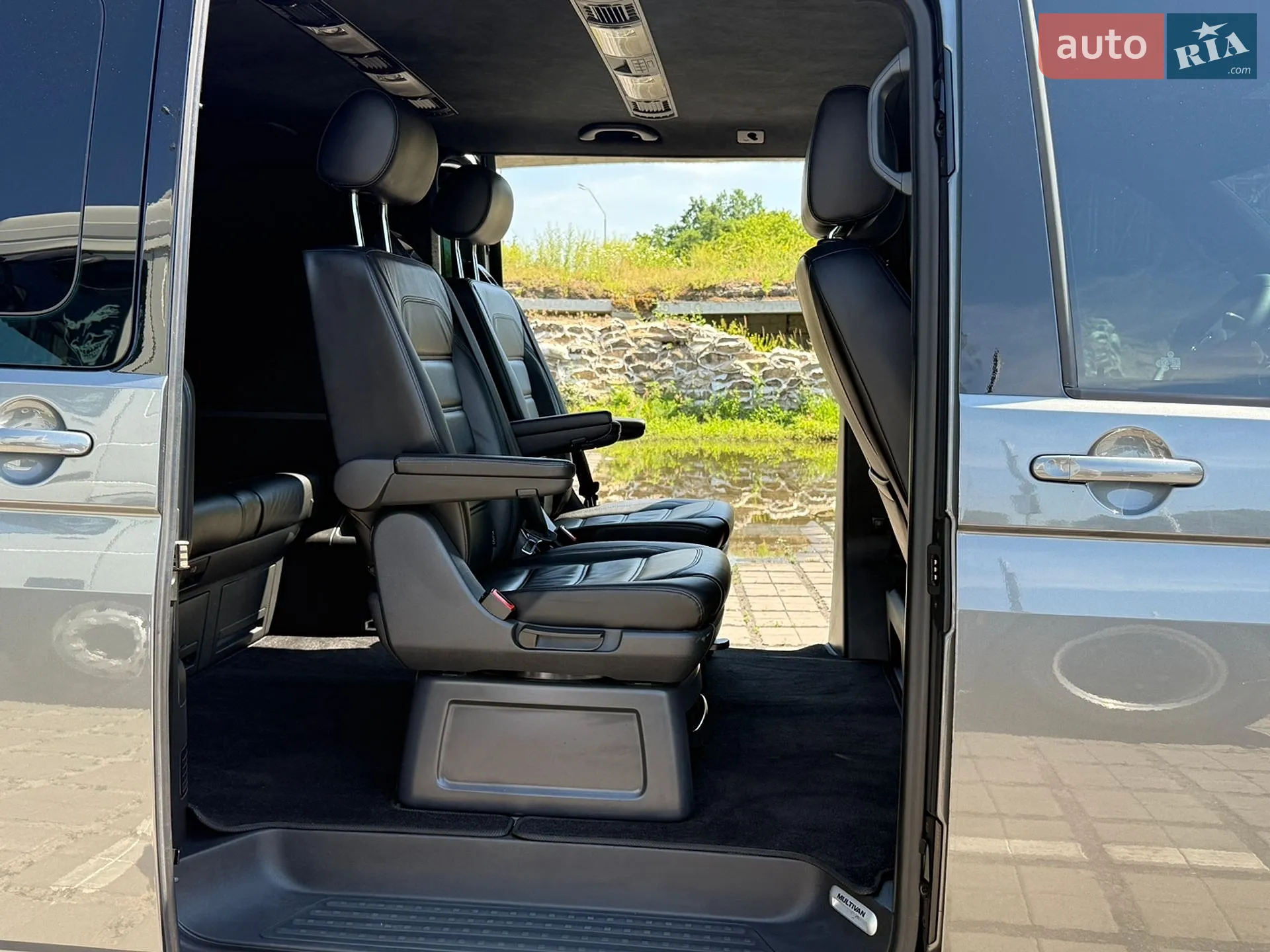 2016 Volkswagen Multivan - мініатюра 16