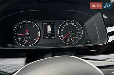 Мінівен Volkswagen Multivan 2016 в Києві фото 10 Мінівен Volkswagen Multivan 2016 в Києві