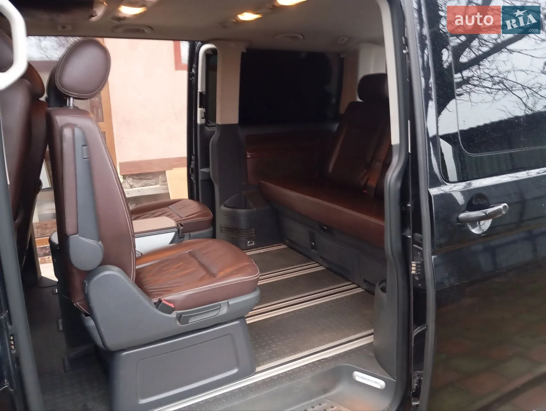 2010 Volkswagen Multivan - мініатюра 19