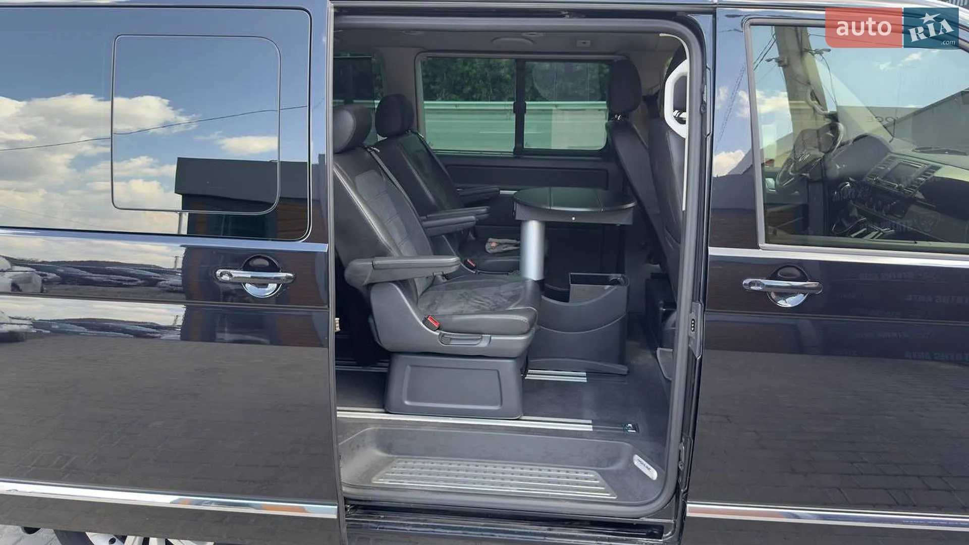 2019 Volkswagen Multivan - мініатюра 32