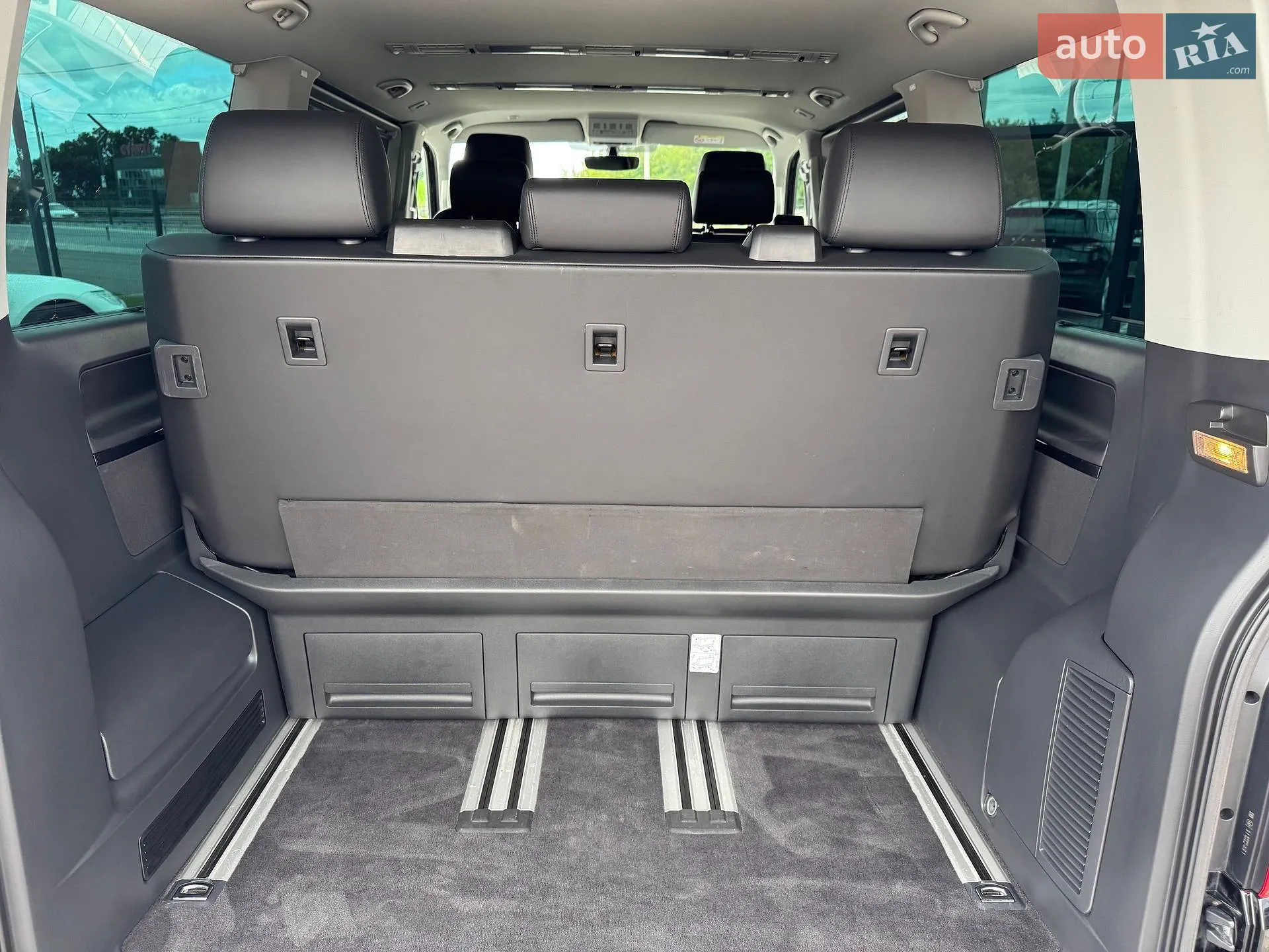 2019 Volkswagen Multivan - мініатюра 35