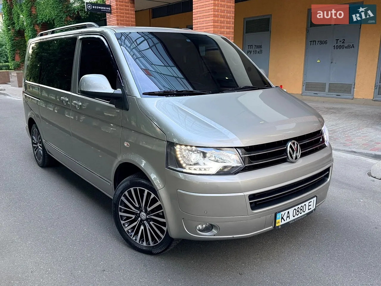 2010 Volkswagen Multivan - мініатюра 24